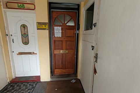 4 bedroom end of terrace house for sale, Belgrave Walk, MITCHAM
