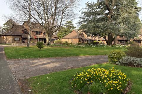 4 bedroom terraced house for sale, Woodley Gardens, Lymington, Hampshire, SO41