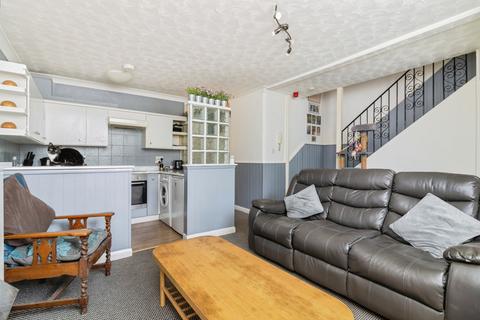 1 bedroom flat for sale, Teignmouth Road, Torquay, Devon, TQ1