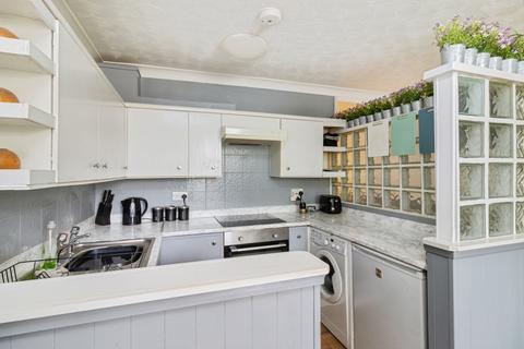 1 bedroom flat for sale, Teignmouth Road, Torquay, Devon, TQ1