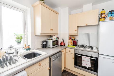 2 bedroom flat for sale, Roberts Road, Southampton, Hampshire, SO15
