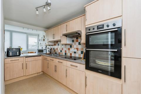 2 bedroom flat for sale, Bassett Avenue, Southampton, Hampshire, SO16