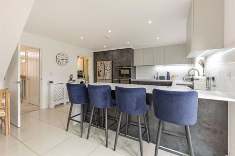 4 bedroom detached house for sale, Milbank Way, Steventon, Abingdon, Oxfordshire, OX13
