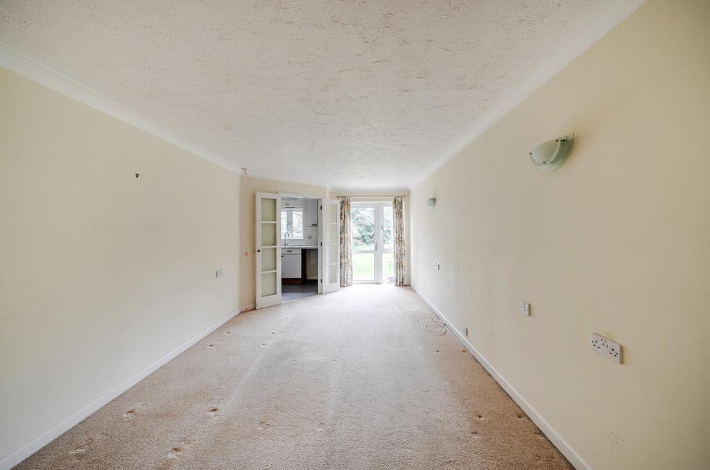 Sitting/Dining Room