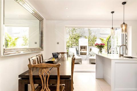 3 bedroom flat to rent, New Kings Road, Parsons Green, Fulham, London, SW6