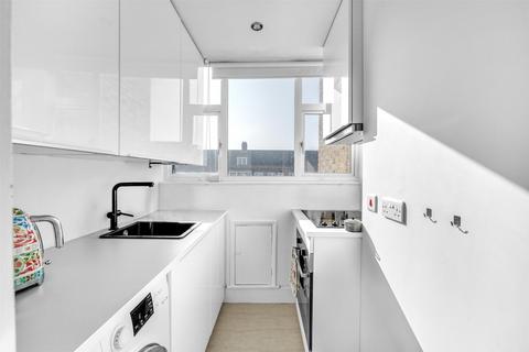 1 bedroom flat to rent, St. Johns Wood High Street, London, NW8