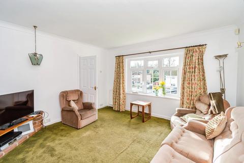 3 bedroom semi-detached house for sale, Bassett Row, Southampton, Hampshire, SO16