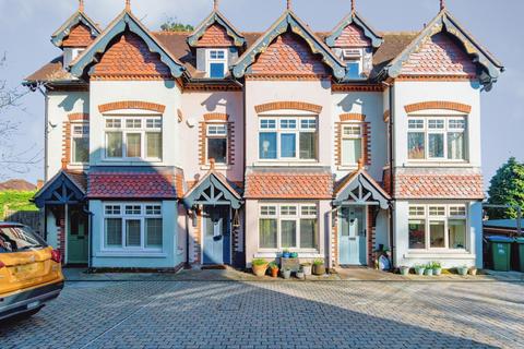 3 bedroom terraced house for sale, Bassett Avenue, Bassett, Southampton, Hampshire, SO16