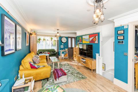 3 bedroom terraced house for sale, Bassett Avenue, Bassett, Southampton, Hampshire, SO16