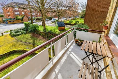 2 bedroom flat for sale, Westwood Road, Highfield, Southampton, Hampshire, SO17