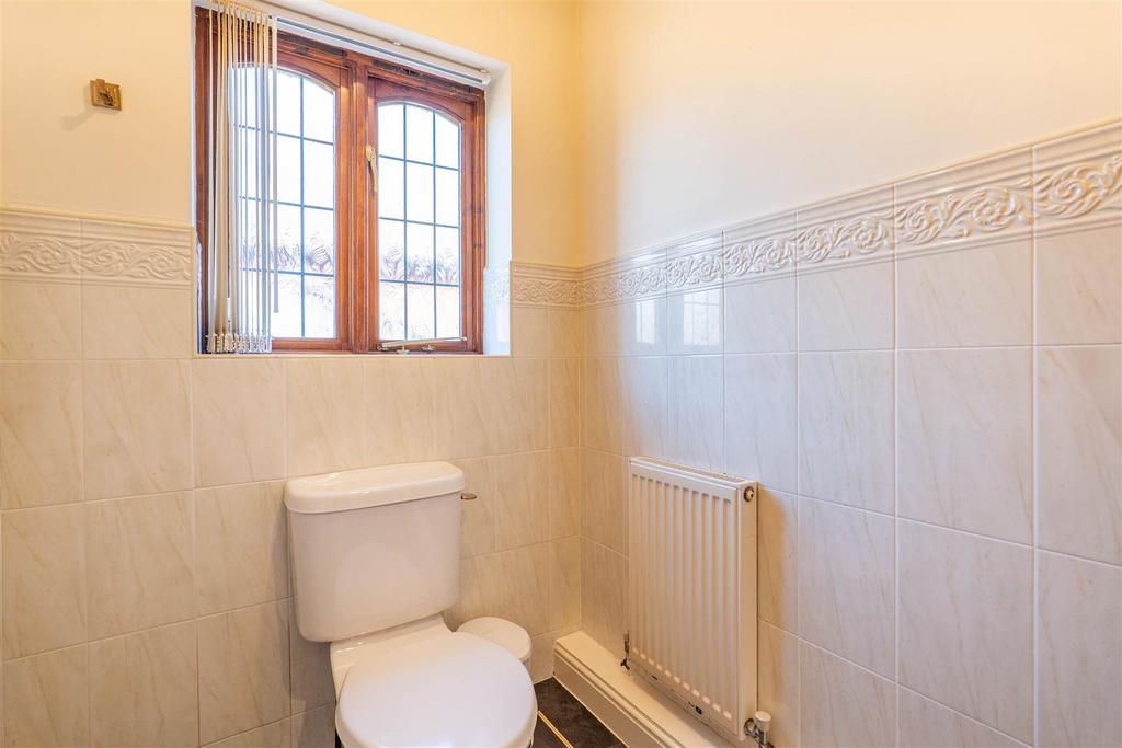 Master Bedroom Ensuite
