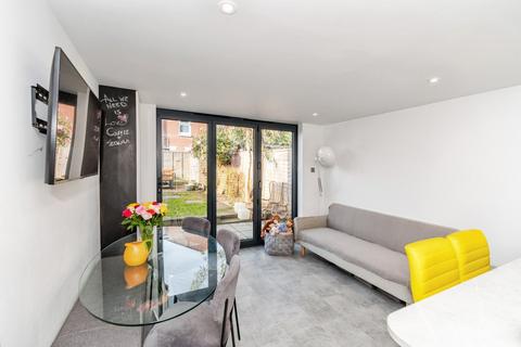 2 bedroom semi-detached house for sale, Wolseley Road, Shirley, Southampton, Hampshire, SO15