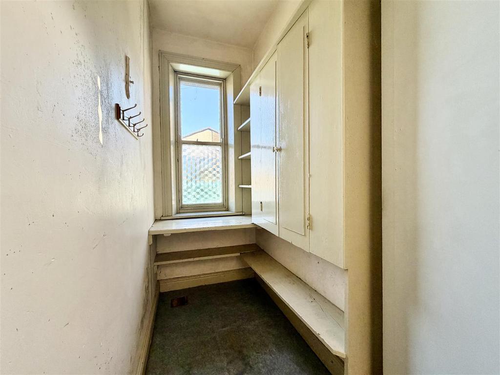 Boot room/ larder