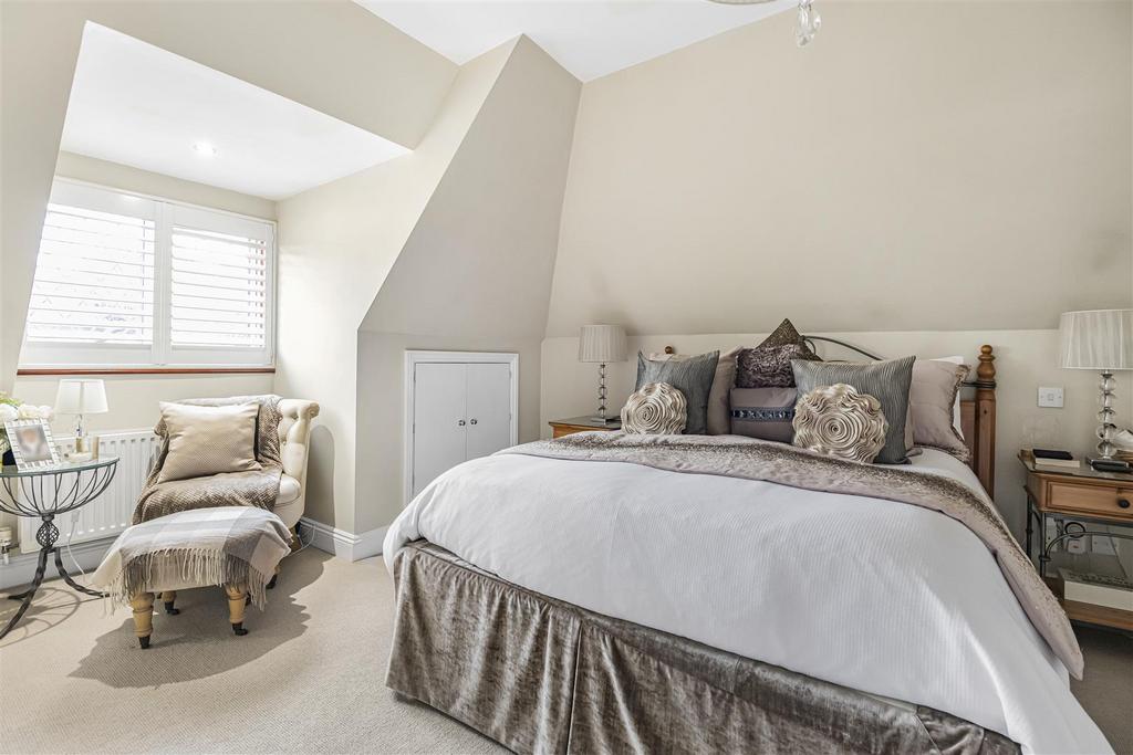 Bedroom 1 (loft)