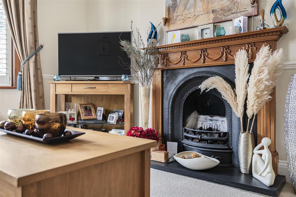 Living room, fireplace