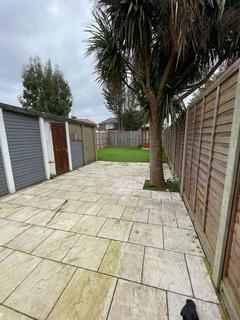 3 bedroom semi-detached house for sale, Uppingham Avenue, Stanmore, HA7