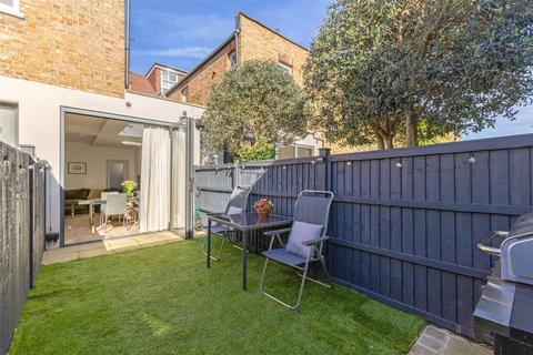 2 bedroom maisonette for sale, Godstone Road, Twickenham, TW1