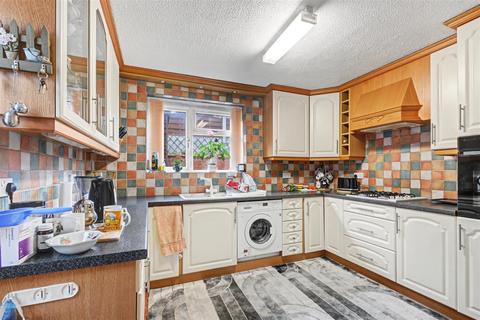 3 bedroom semi-detached house for sale, Fraser Square, Carlton, Nottingham