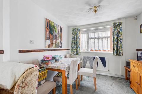 3 bedroom semi-detached house for sale, Fraser Square, Carlton, Nottingham
