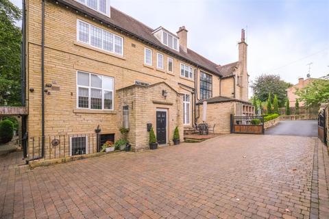 4 bedroom character property for sale, North Longlands,Leeds Road,Lightcliffe