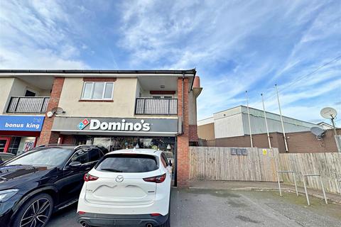 2 bedroom flat for sale, Laceby Road, Grimsby, N.E. Lincs, DN34 5NU