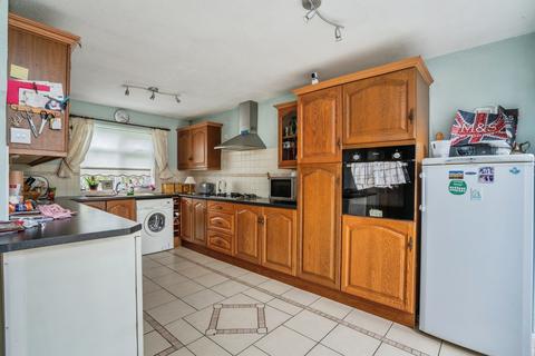 2 bedroom bungalow for sale, James Copse Road, Waterlooville, Hampshire, PO8