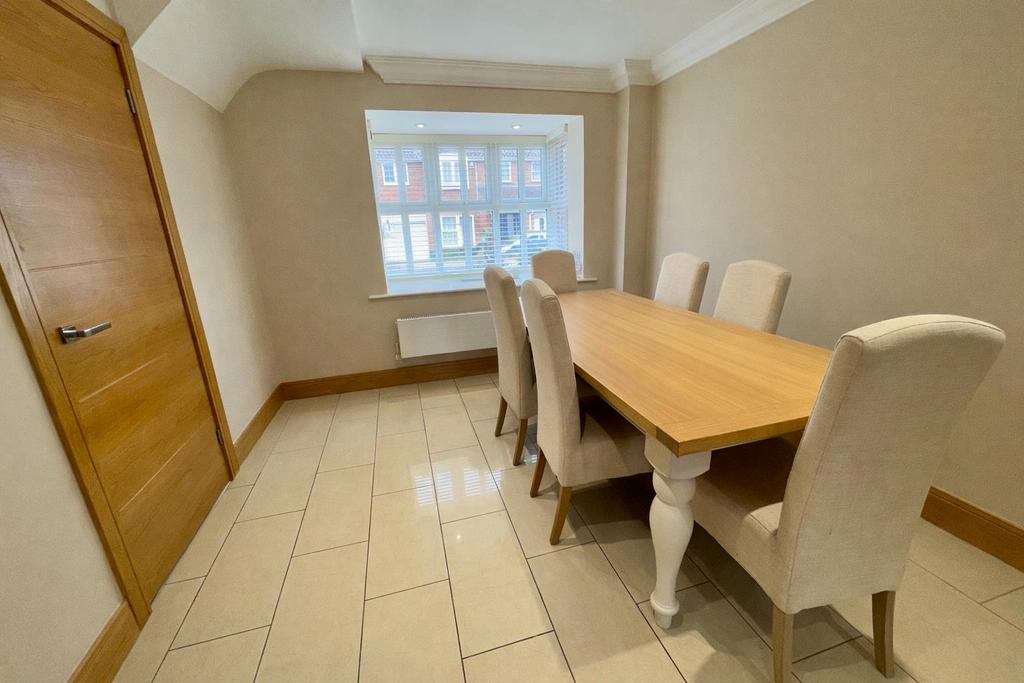 Kitchein dining room