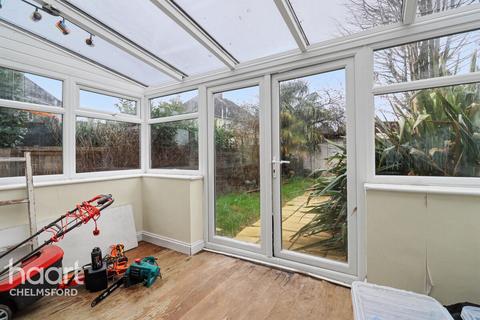 3 bedroom semi-detached house for sale, Springfield Park Lane, Chelmsford