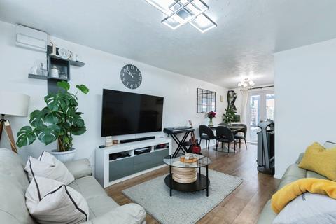 3 bedroom end of terrace house for sale, Slepe Crescent, Poole, Dorset, BH12