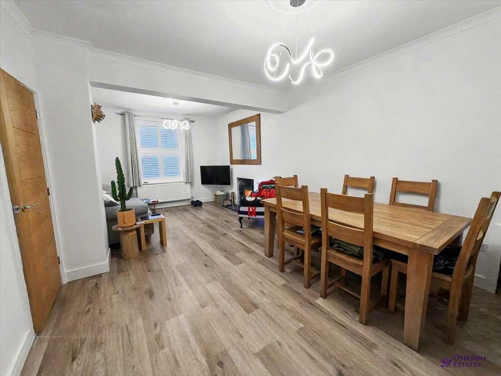 Lounge/Diner