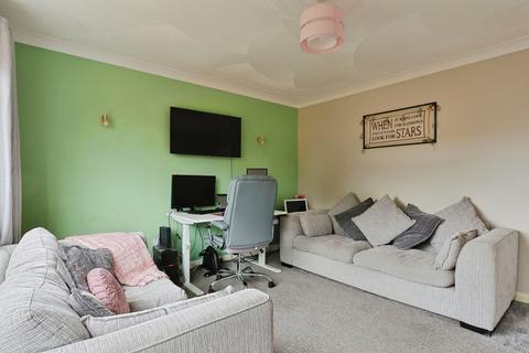 2 bedroom flat for sale, Argyll Road, Poole, Dorset, BH12