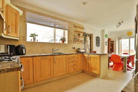 5 bedroom bungalow for sale, Manor Avenue, Poole, Dorset, BH12