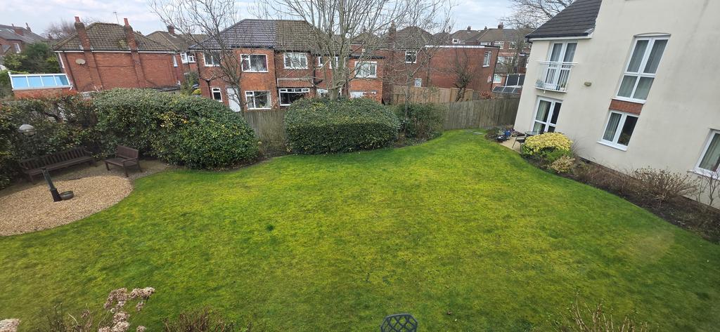Apt 25 Smithy Court 3.jpg