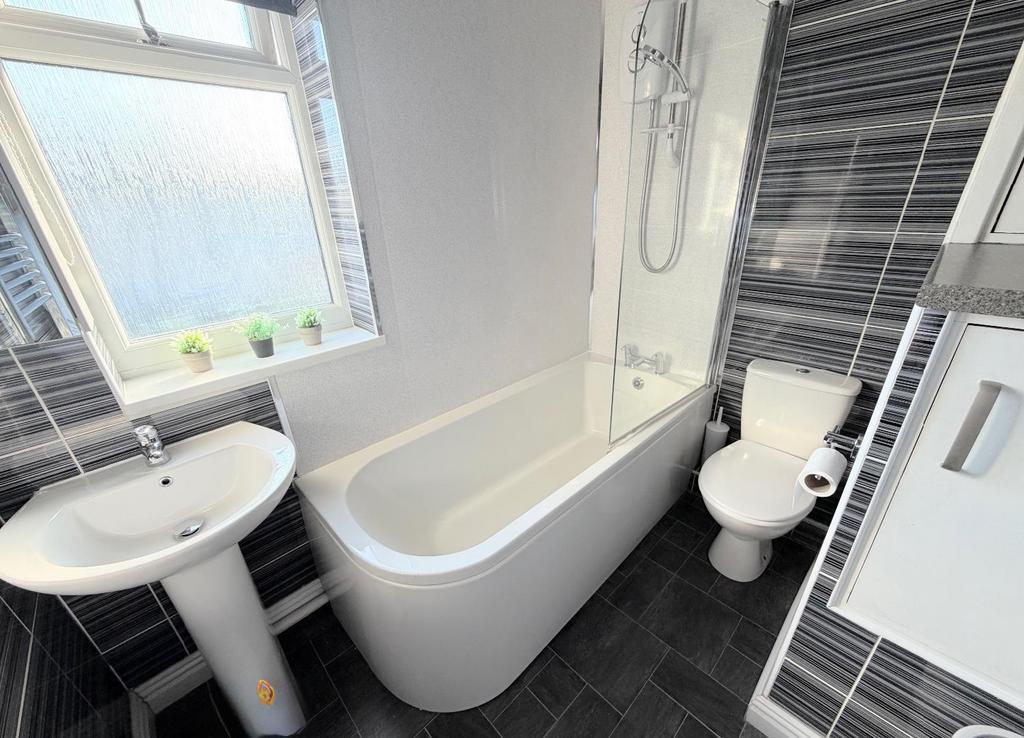 Family bathroom