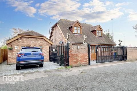 undefined, Queenborough Road, Minster