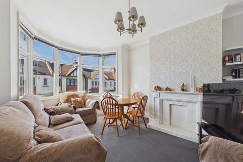 undefined, Southview Drive, Westcliff-on-sea, SS0