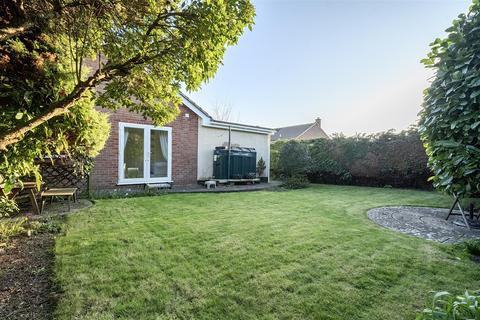 undefined, Highlands, Potterne, SN10