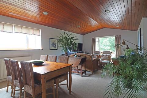3 bedroom detached house for sale, Priory Road, Reigate