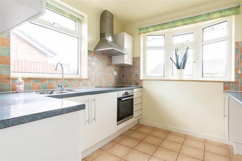 4 bedroom semi-detached bungalow for sale, Courtneys, Selby