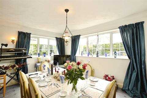 undefined, Havant Road, Hayling Island, Hampshire, PO11