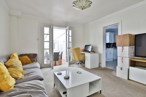 2 bedroom bungalow for sale, Woodlands Avenue, Poole, Dorset, BH15