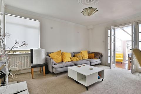 2 bedroom bungalow for sale, Woodlands Avenue, Poole, Dorset, BH15