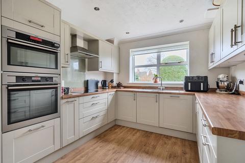 4 bedroom detached house for sale, Toby Gardens, Hadlow, TN11