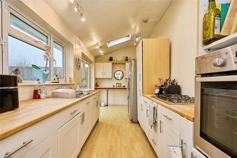 5 bedroom semi-detached house for sale, Nodes Road, Cowes, Isle of Wight, PO31
