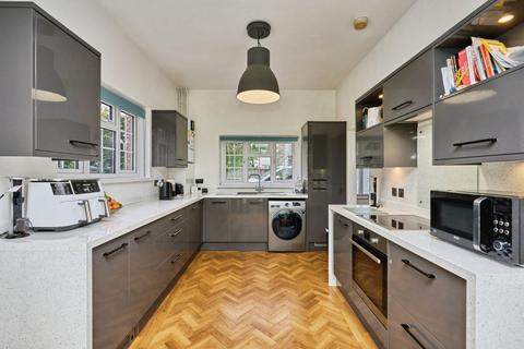 3 bedroom detached house for sale, Staplers Road, Newport, Isle of Wight, PO30