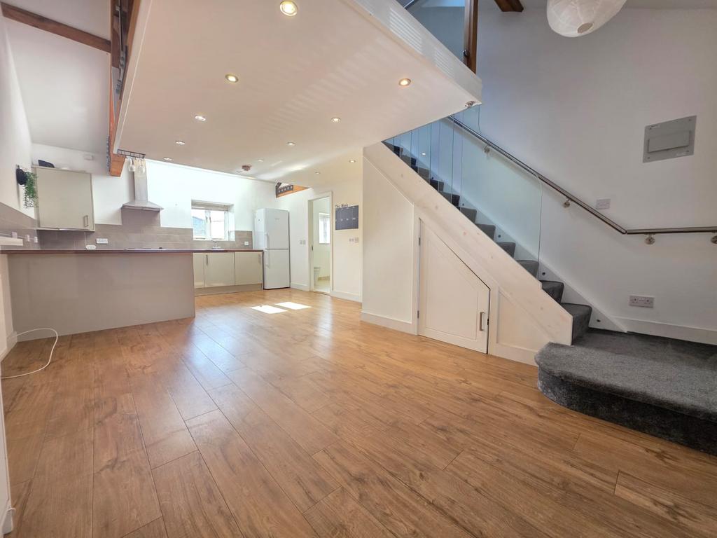 1 Bedroom Flat