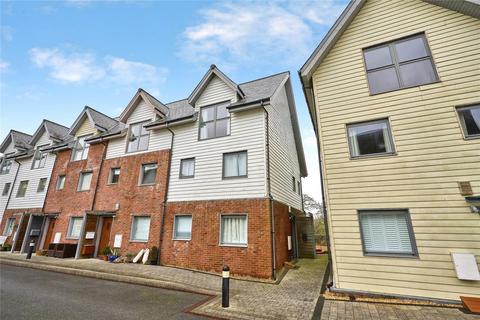 4 bedroom end of terrace house for sale, Heron Square, Newport, Isle of Wight, PO30