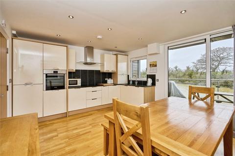 4 bedroom end of terrace house for sale, Heron Square, Newport, Isle of Wight, PO30
