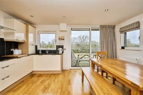 4 bedroom end of terrace house for sale, Heron Square, Newport, Isle of Wight, PO30