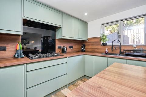 3 bedroom bungalow for sale, Sunset Close, Freshwater, Isle of Wight, PO40